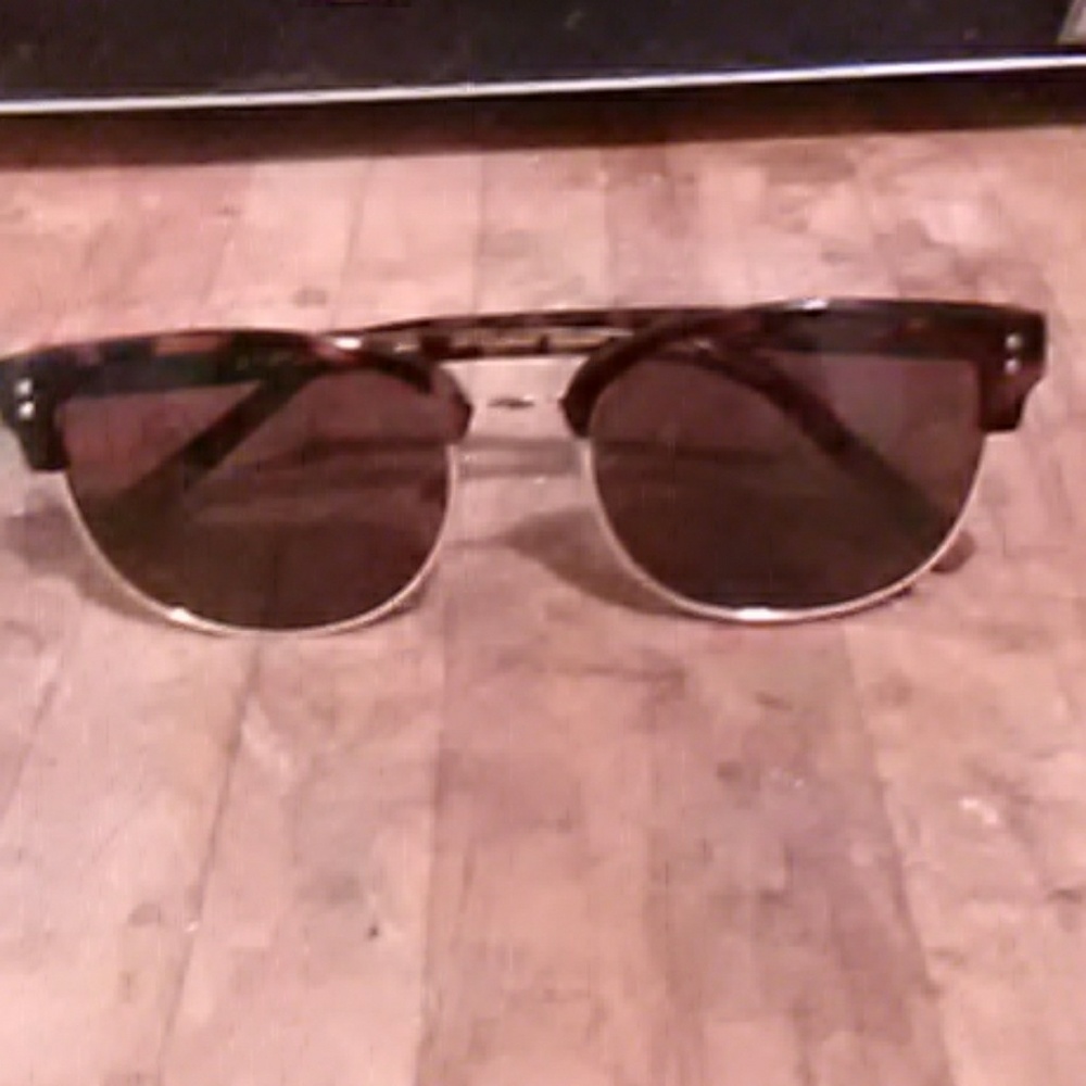 Foster grant sunglasses